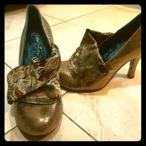 Irregular Choice Gold Brocade Flick Flack